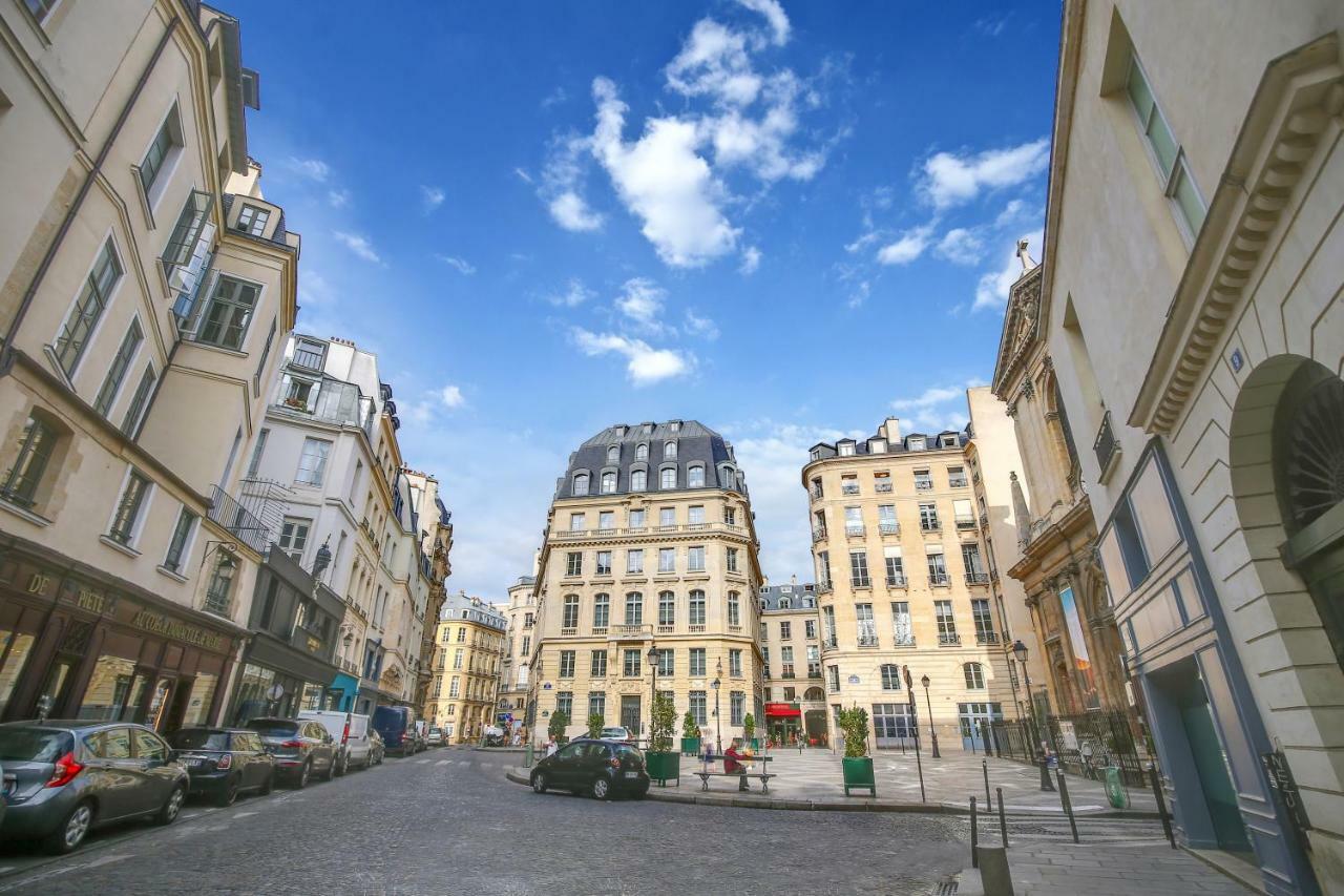 Luxury Apartment Paris Louvre Екстер'єр фото