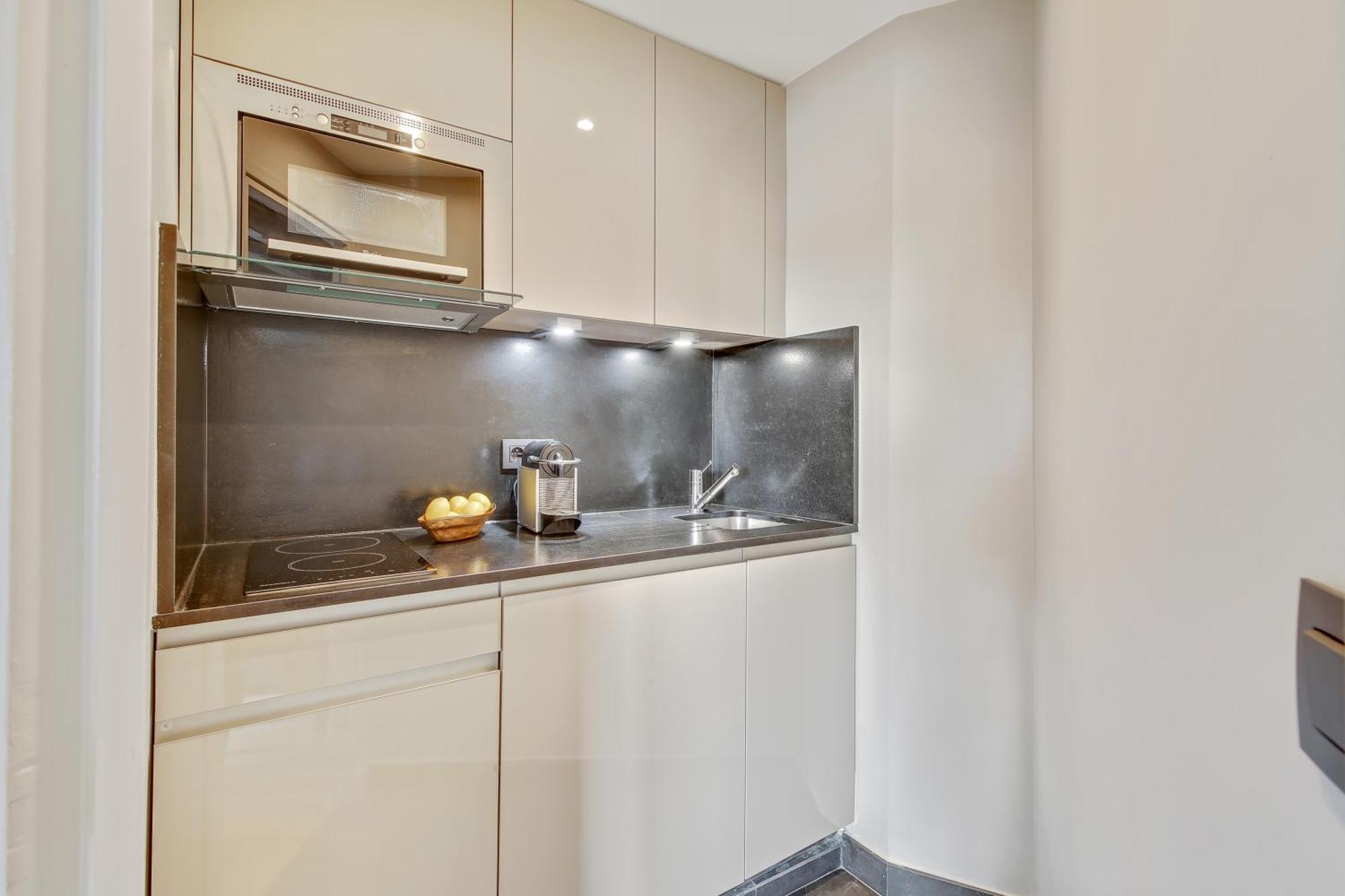 Luxury Apartment Paris Louvre Екстер'єр фото